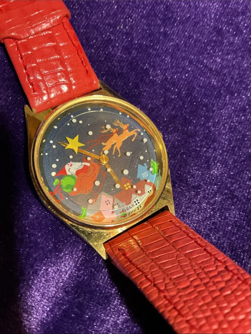 Christmas Santa SleighvRed Leather Strap Women's Watch with Gold Case